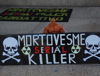 sit-in di protesta contro i morti di Portovesme